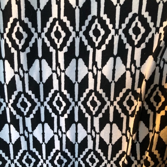 Black and white dress - Picture 2 of 3